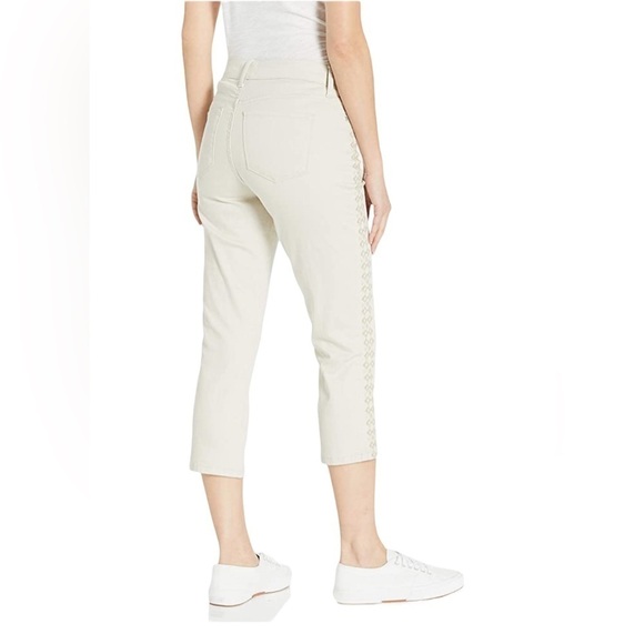 NYDJ Alina Skinny Embroidered Capri Jeans Lift Tuck Size 2 - Picture 2 of 12